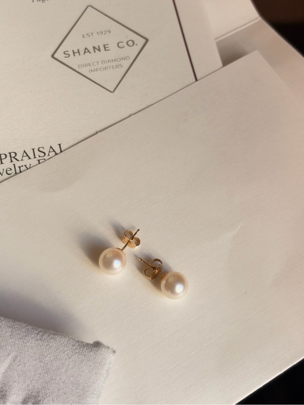 Shane Co 8.55mm Akoya Pearl Stud Earrings 14K Yellow Gold w/ Certificate